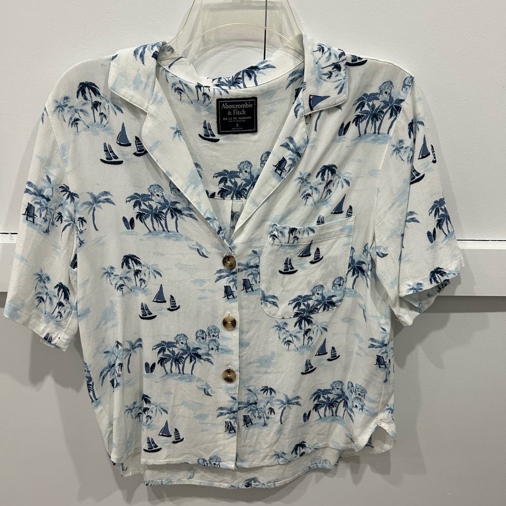 Abercrombie and Fitch Hawaiian shirt